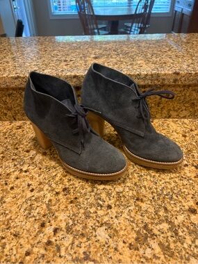 J. Crew McAlister high heel ankle chukka boots size 8 Dark gray suede